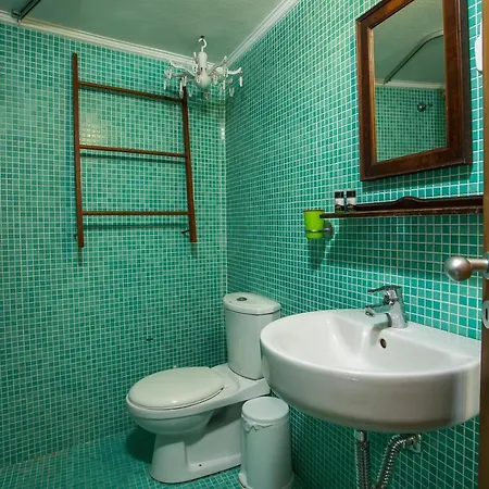 Al 583 Di Guest house 4*