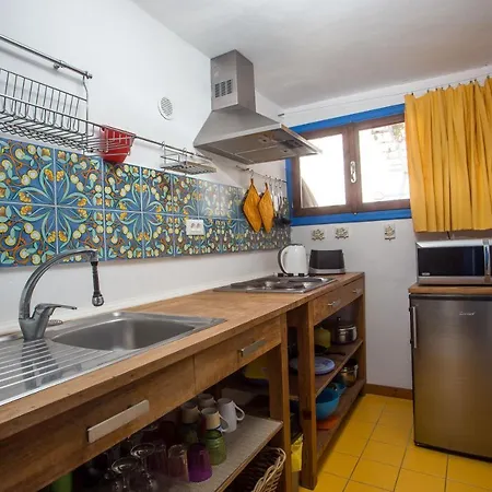 Al 583 Di Lindos (Rhodes)