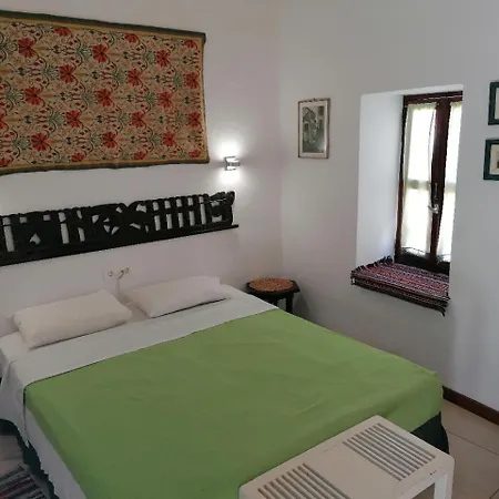 Maison d'hôtes Al 583 Di 4*
